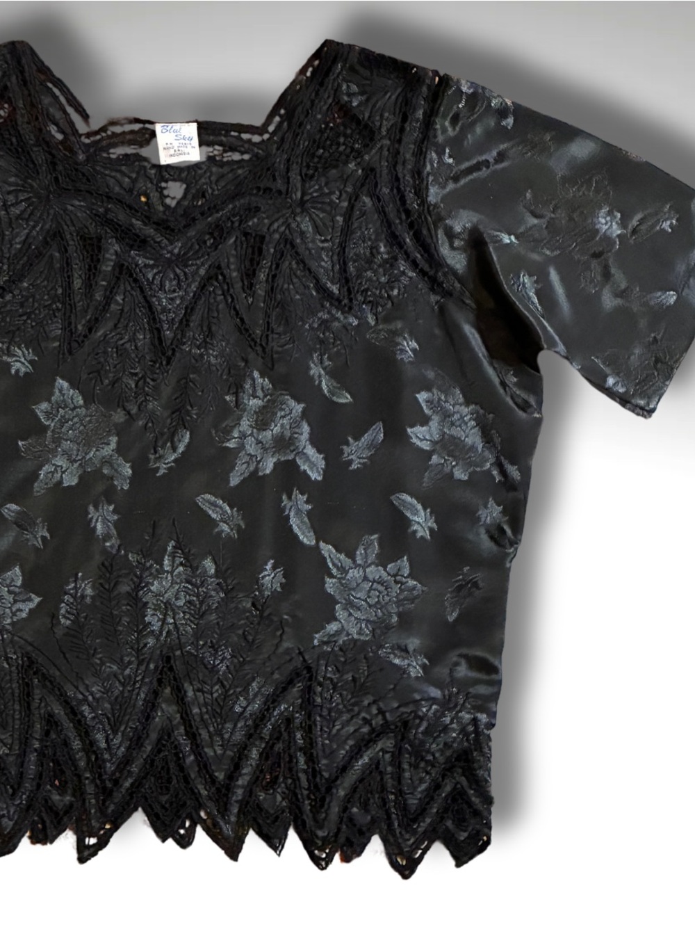 VTG 90s Black Tonal Floral Jacquard Bali-made Rayon Soutache Lace Floral Blouse